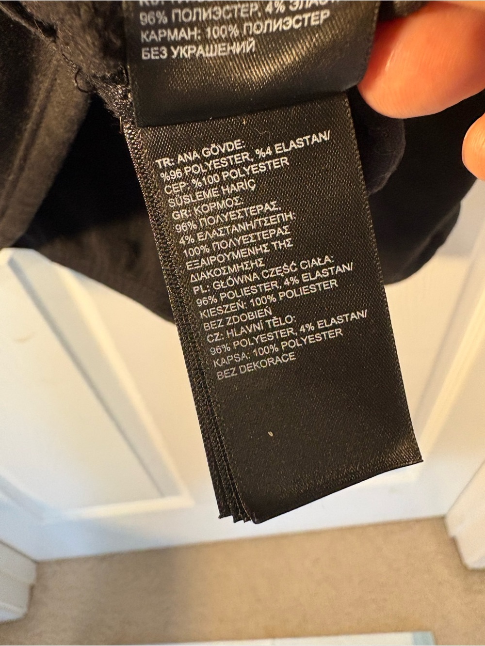 The North Face Black. Quarter-Zip Fleece Pullover - Picture 6 of 10